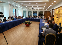 Tirana International Hotel, Centro conferenze. L'incontro con i potenziali partner commerciali albanesi