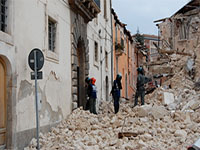 Frattura "Il Molise come L'Aquila non dimentica, non dimentica perch ha conosciuto e condiviso, ancorch con altre dimensioni, la stessa sofferenza"