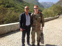 Pec, Kosovo. Pietracupa con il Tenente venafrano Antonio Boggia