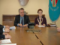 Palazzo della Regione, Sala Giunta.Il Presidente Iorio e l'Assessore Perrella nel corso della presentazione alla stampa della convenzione