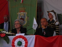 Capracotta. Da sinistra nella foto: l'On. Rosy Bindi e il Vicepresidente Mario Pietracupa