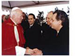 19 marzo 1995: Giovanni Paolo II benedice la prima pietra del Centro della Cattolica. Fra Chieffo e Iorio, l'On. d'Aimmo, che ebbe un ruolo decisivo per la localizzazione della Cattolica a Campobasso  
