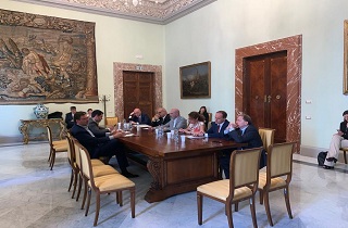 La delegazione di presidenti e assessori regionali che ha incontrato il sottosegretario Giancarlo Giorgetti