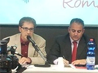 Da sinistra nella foto: il presidente dell'Associazione "Forche Caudine", Giampiero Castellotti, e l'assessore Massimiliano Scarabeo